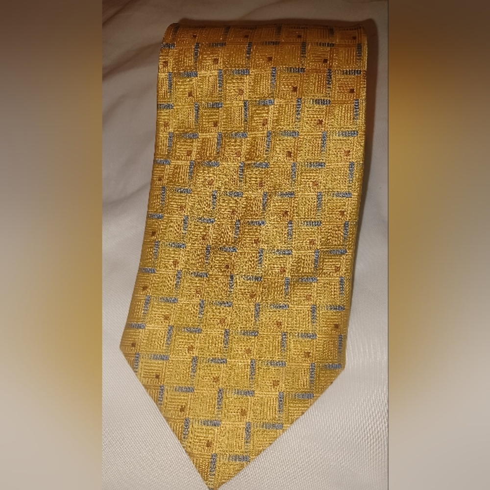 Men's tie